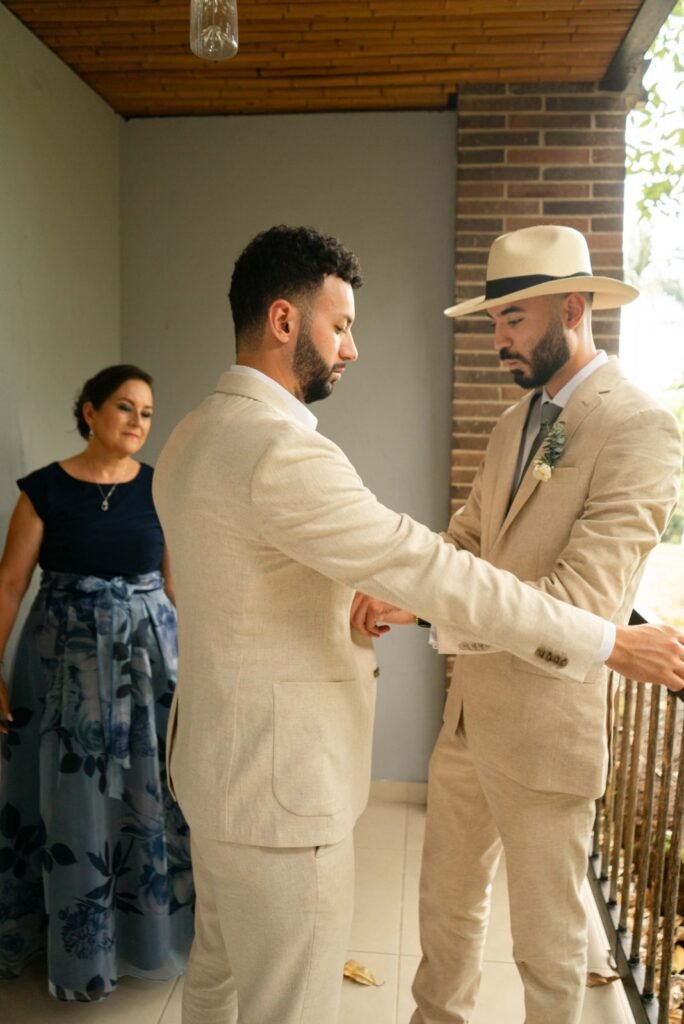 Descifrando codigo de vestimenta de una boda